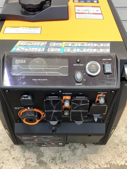 Generac 3600 / 3000-Watt Dual Fuel Electric Switch Gasoline / Propane Inverter Portable Generator with COSense-IQ3600 DF