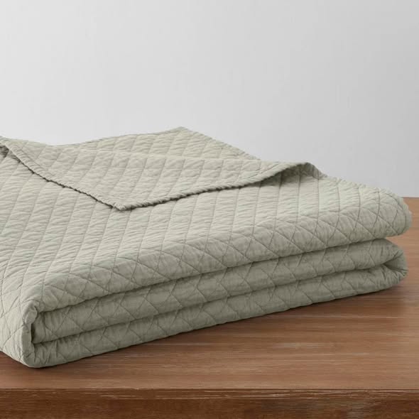 King/California King Jeffen Linen Blend Quilt in Sage Green