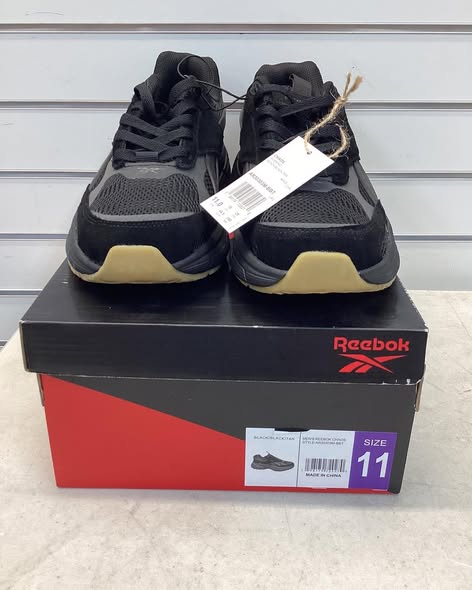 Reebok Men's Chaos Running Sneaker, Black/Tan. Size 11