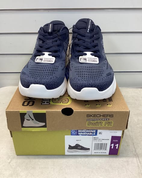 Navy Skechers Men's Hands Free Swift Fit Lite-Foam Sneaker -Size 11