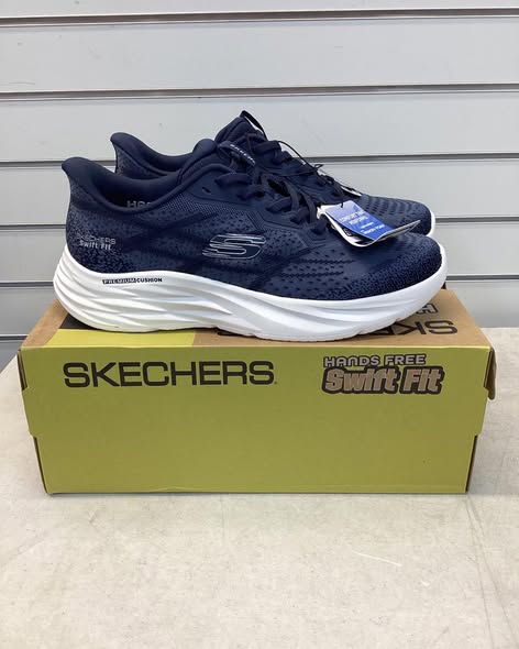 Navy Skechers Men's Hands Free Swift Fit Lite-Foam Sneaker -Size 11