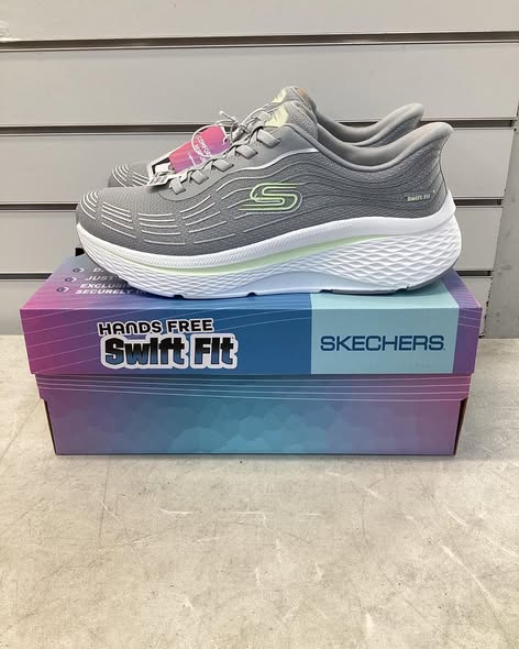 Skechers Women's Swift Fit Sneaker gray/light green/white. size 9