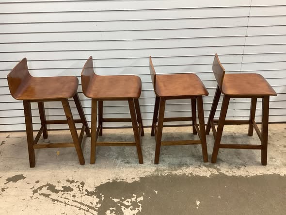 Set of 4 Costway 24.5" Counter Height Bar Stools with Footrest Solid Rubber Wood Legs Walnut