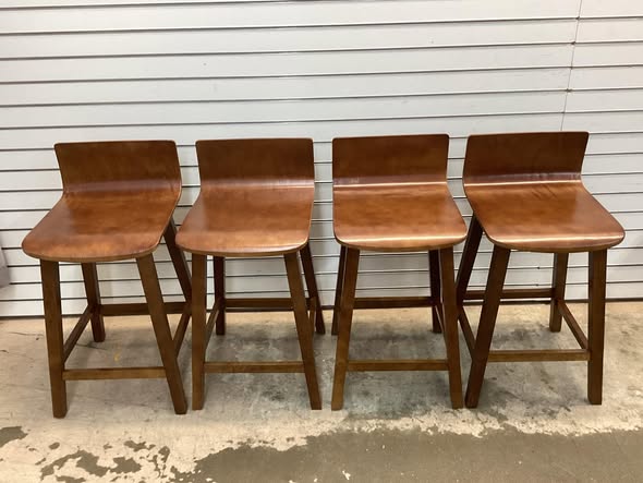 Set of 4 Costway 24.5" Counter Height Bar Stools with Footrest Solid Rubber Wood Legs Walnut