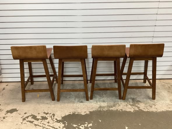 Set of 4 Costway 24.5" Counter Height Bar Stools with Footrest Solid Rubber Wood Legs Walnut