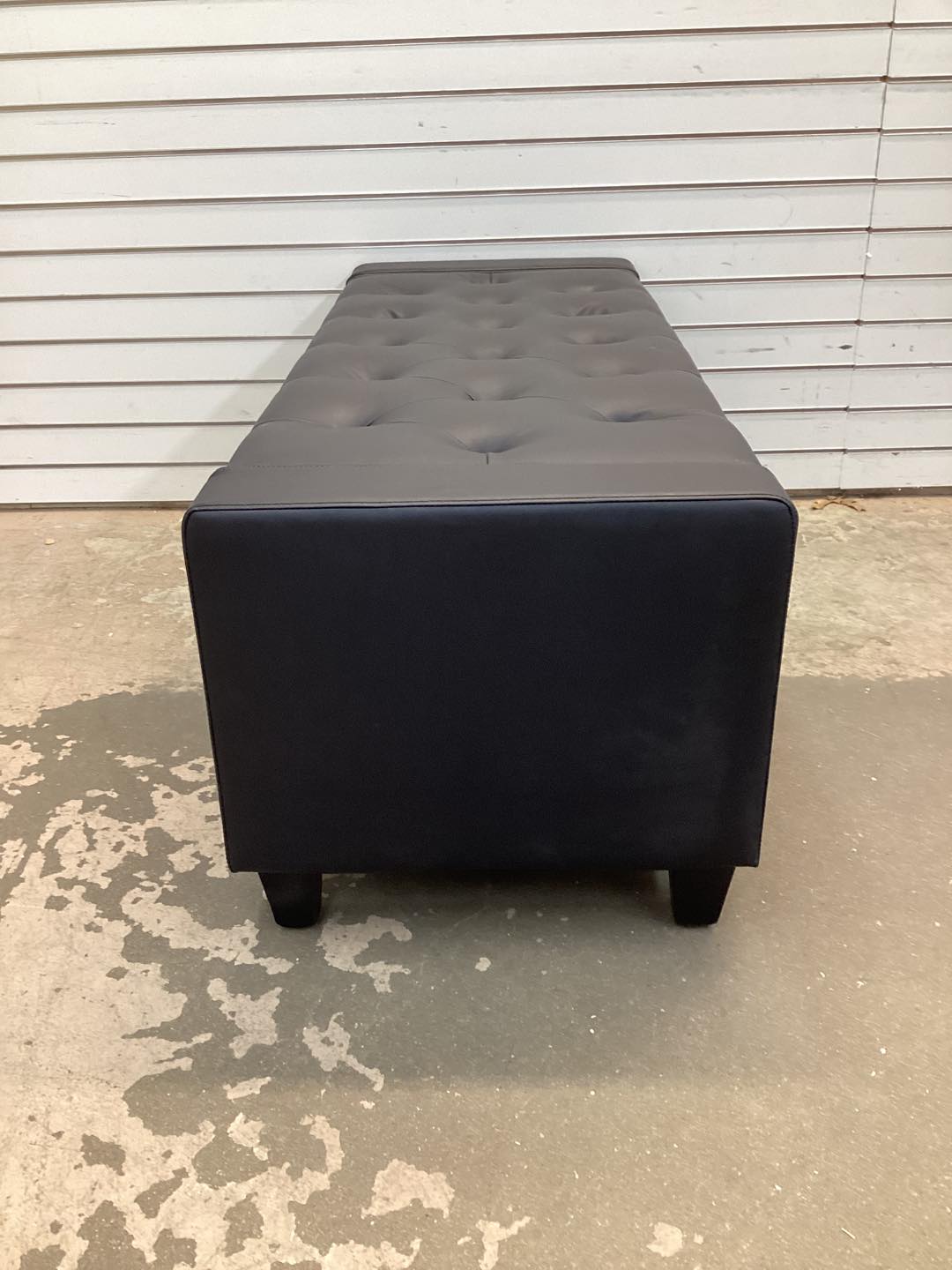 50.5‘ Wide Tufted Faux Leather Upholstered Storage Bench