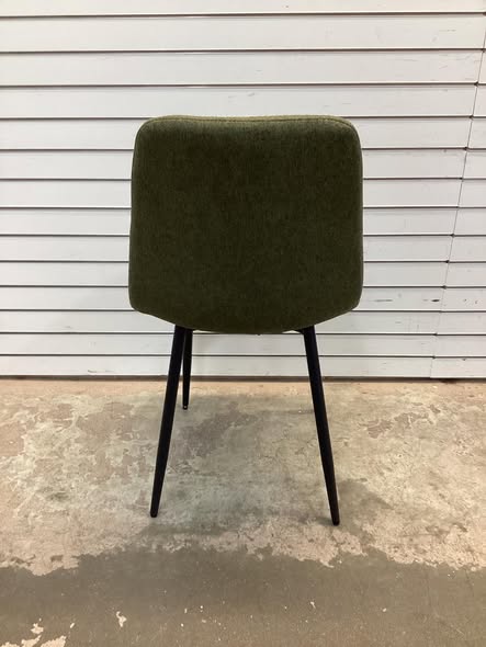 Brand New Set Of 4 Modern Kitchen Dining Chairs in Green