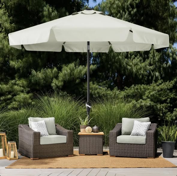 Hobert 9' Market Umbrella