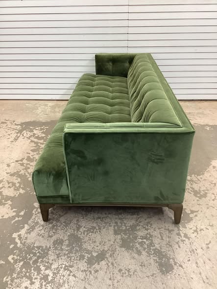 Bari 91'' Tufted Tuxedo Sofa