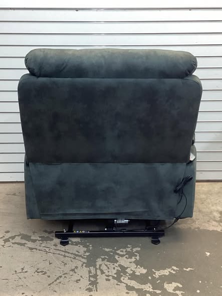40.5" Wide Oversize Microfiber Lift Assist Reclining Chair with Massage Heating & Dual Hidden Cupholders & USB & Side Pocket