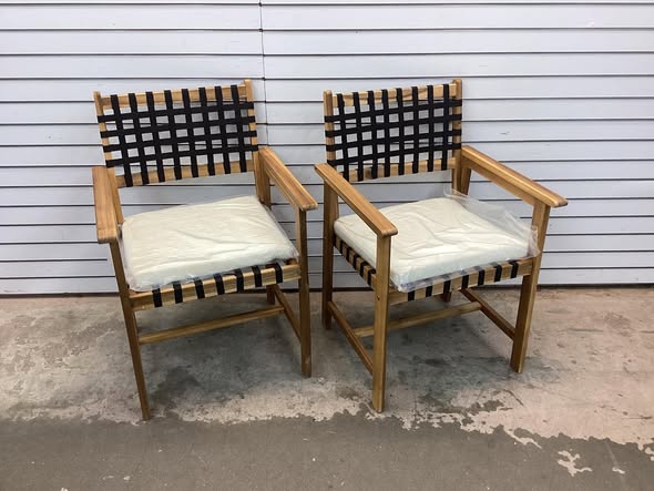 PatioJoy Outdoor Wooden Dining Chair Set of 2 with Armrests and Curved Back