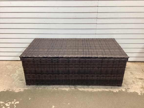 Outdoor Wicker Patio Coffee Table with Storage
