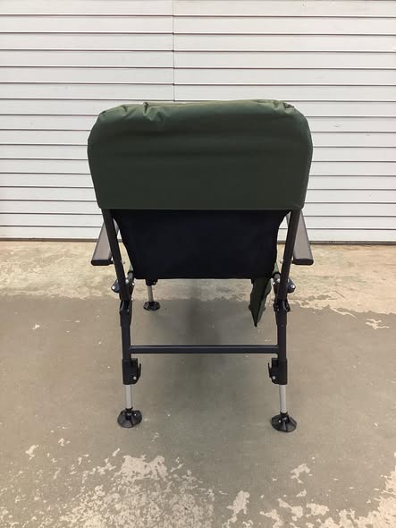 Gymax Oversized Foldable Fishing Chair for Adults Camping Chair w/ Detachable Footrest