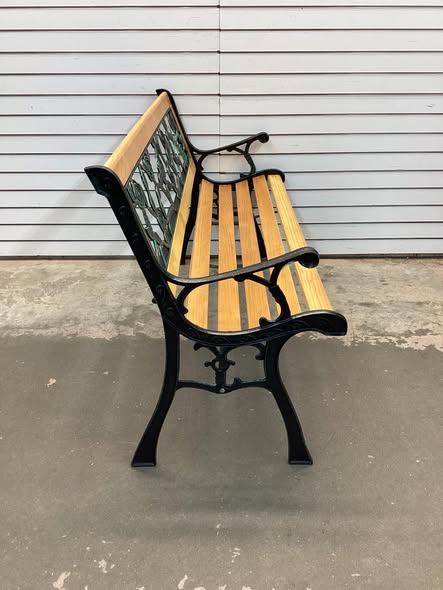 Bench 49.5-in W x 29-in H Black + natural Iron Garden Bench