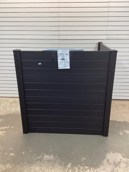 Costway Freestanding 48 x 48 Inch Air Conditioner Fence with Metal Ground Stakes