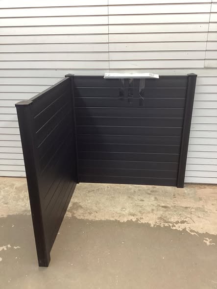 Costway Freestanding 48 x 48 Inch Air Conditioner Fence with Metal Ground Stakes