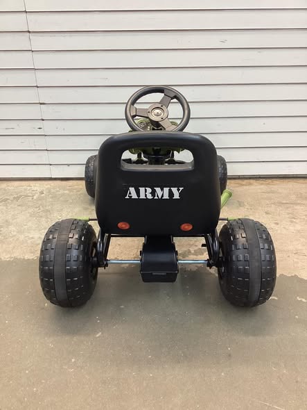 Kids Pedal Go Kart with Steering Wheel and Gear Shifter and Handbrake