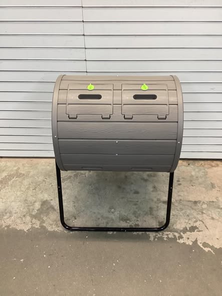 37.5 Gallon Compost Tumbler with Dual Chambers 2 Lockable Doors for Garden Yard