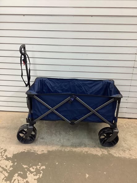 Member’s Mark All-Terrain Folding Wagon