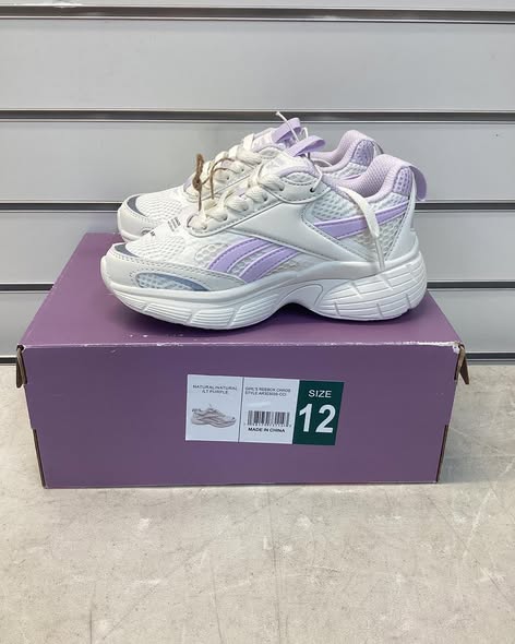 Reebok Girls Chaos Running Sneaker, size 12