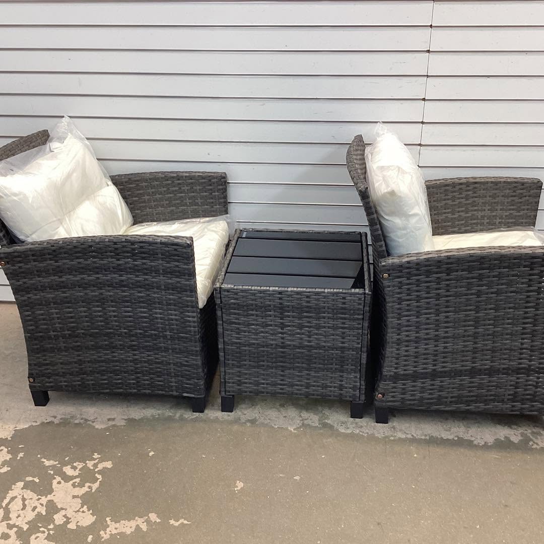 Costway 3 Pieces Outdoor Wicker Conversation Set with Tempered Glass Tabletop
