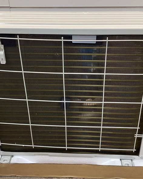 Costway 12000 BTU 17 SEER2 208-230V Ductless Mini Split Air Conditioner and Heater