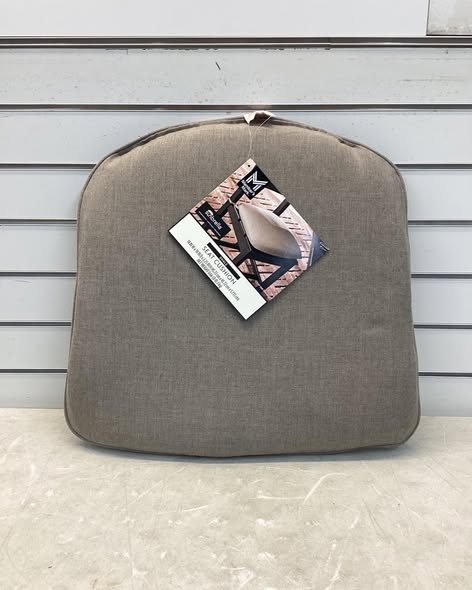 Member's Mark 18" Dining Cushion with Sunbrella Fabric