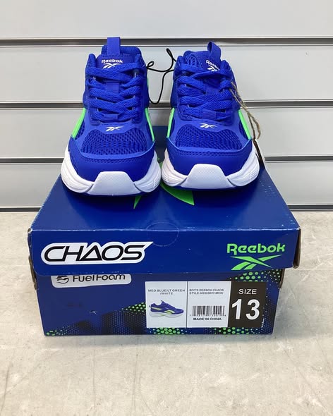 Reebok Boys Chaos Running Sneaker size 13