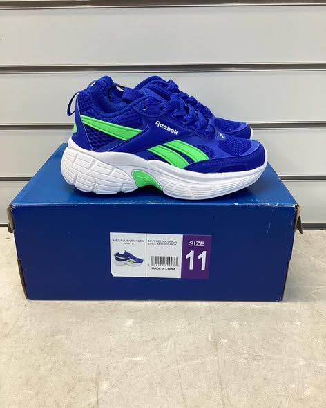 Reebok Boys Chaos Running Sneaker size 11
