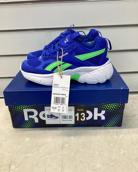 Reebok Boys Chaos Running Sneaker size 13