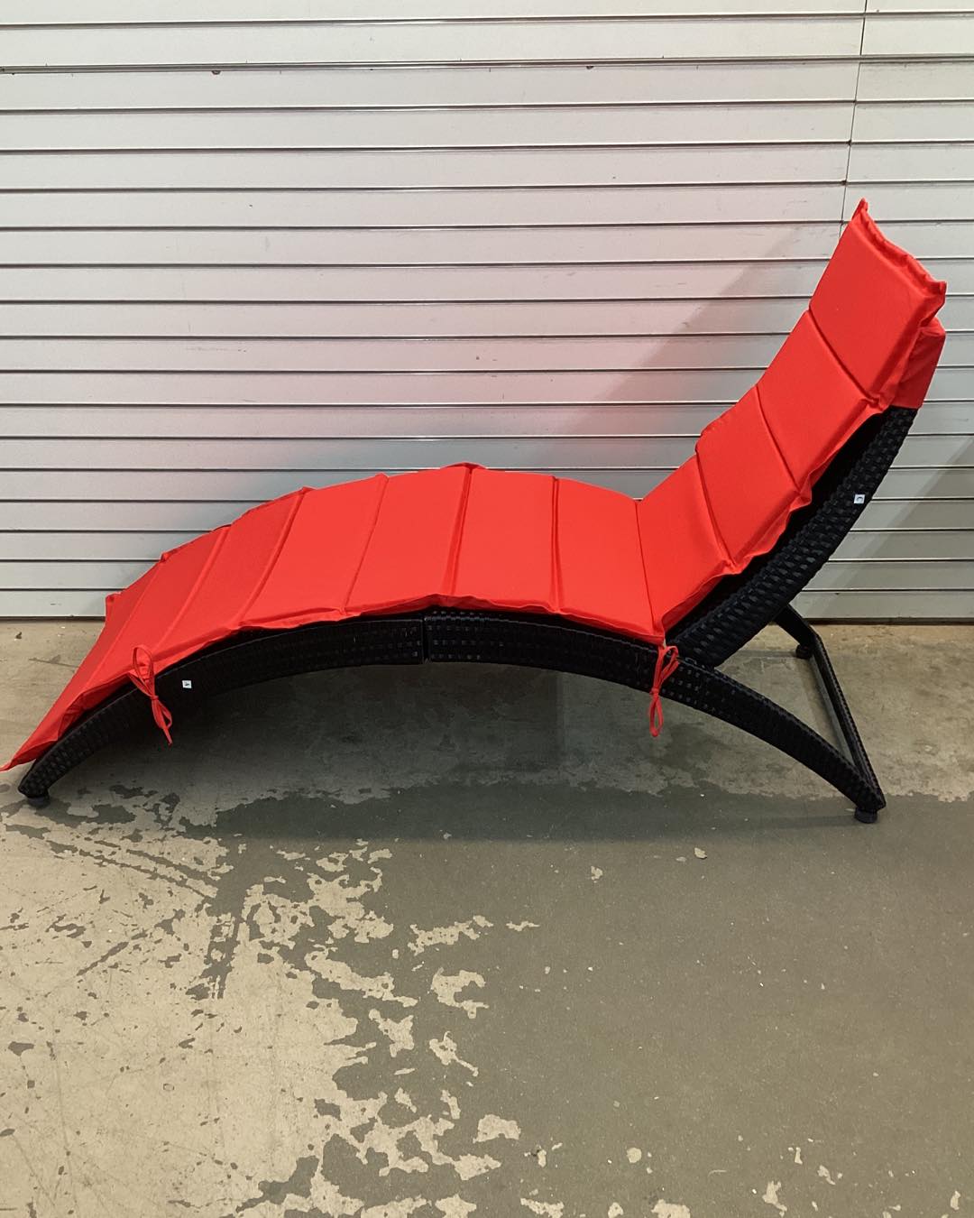 Costway Foldable Patio Lounge Chair with Cushion for Backyard