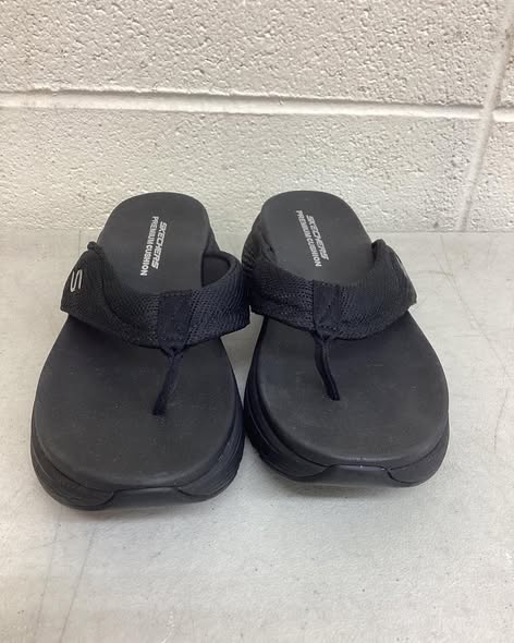 Skechers Women's Flip-Flop size 7