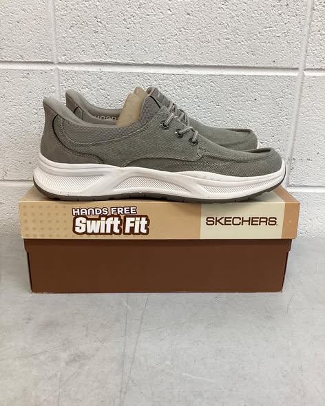 Skechers Men's Canvas Swift Fit Sneaker size 12.