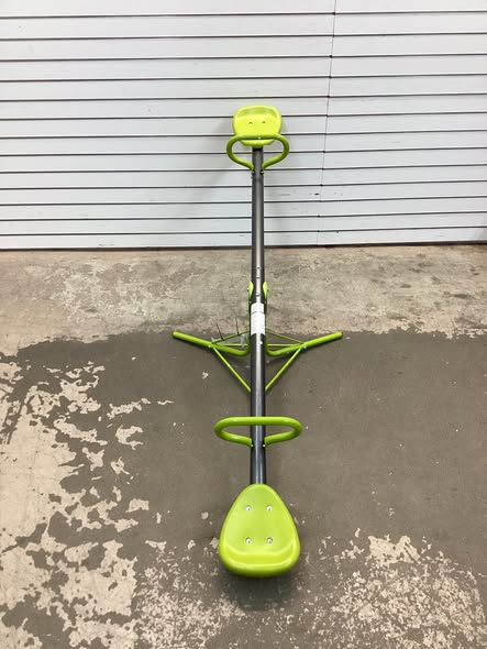 Kids Seesaw Swivel Children Teeter Totter Outdoor Play Set for 2 Children