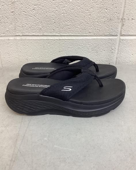 Skechers Women's Flip-Flop size 7