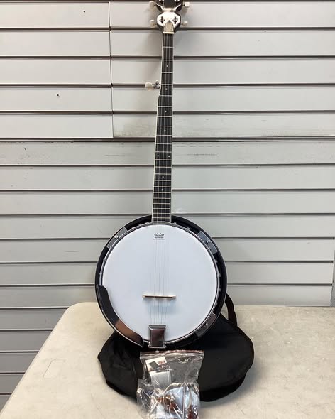 Costway Sonart 5 String Geared Tunable Banjo 24 Brackets Closed Back Remo Head w/ Case.