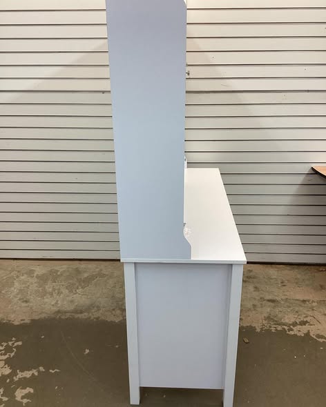 47.2"W Wooden Computer Desk With Hutch And Led Lighting, White.