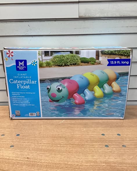 Member's Mark Giant Inflatable Animal Float. - Lightly Used