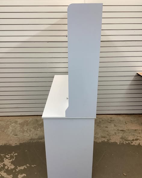 47.2"W Wooden Computer Desk With Hutch And Led Lighting, White.