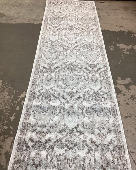 gertmenan runner 26”x96”