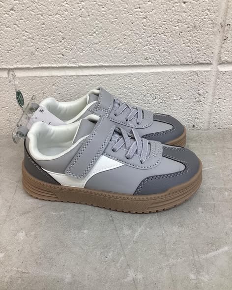 Carter's Toddler Boys Sneaker size 12