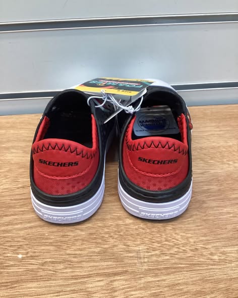 Skechers Boys Molded Slip-On Shoe size 8