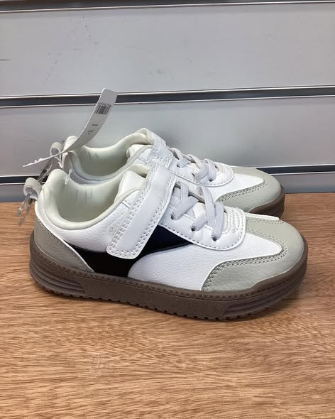 Carter's Toddler Boys Sneaker size 12