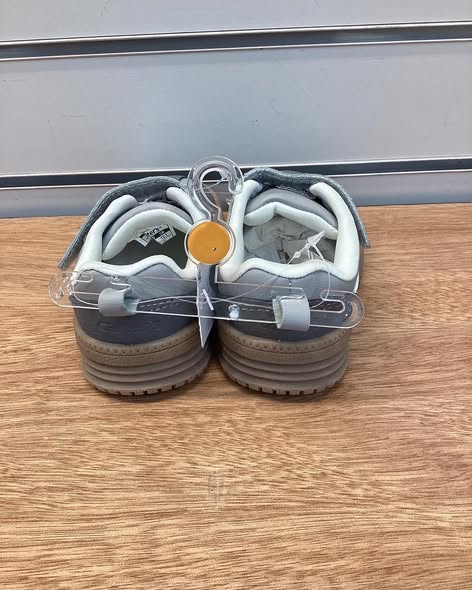 Carter's Toddler Boys Sneaker size 5