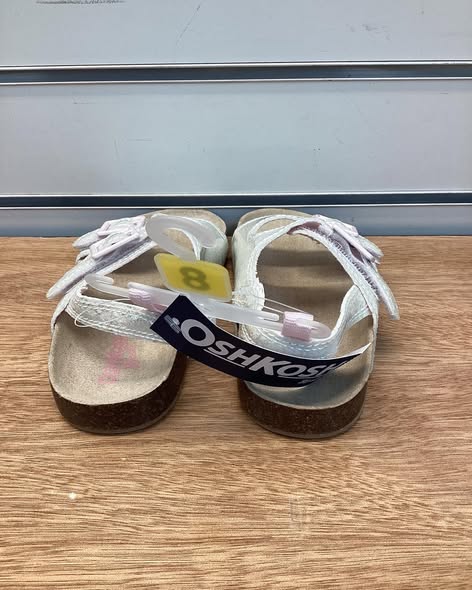 OshKosh B'Gosh Toddler Girls Footbed Sandal size 8.