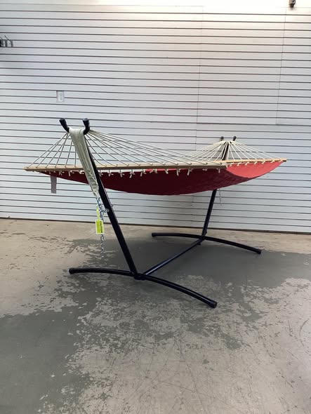 Castaway 13 ft Quilted Hammock on Sunnydaze Decor, Brazilian Hammock Stand with Carrying Cases
