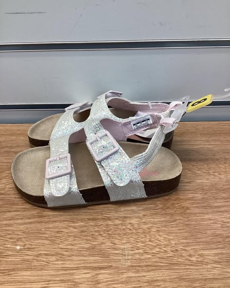OshKosh B'Gosh Toddler Girls Footbed Sandal size 8.