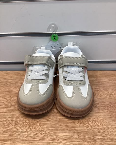 Carter's Toddler Girls Sneaker size 7