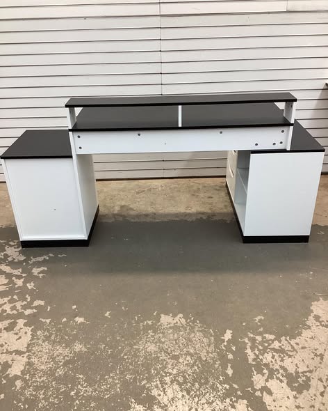 67 Inch L Shaped Executive Desk,Home Office Computer Desk with Monitor Stand,Study Writing Desk.