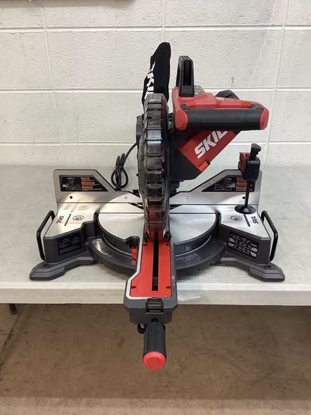 SKIL 10-in 15-Amp Dual Bevel Sliding Compound Corded Miter Saw